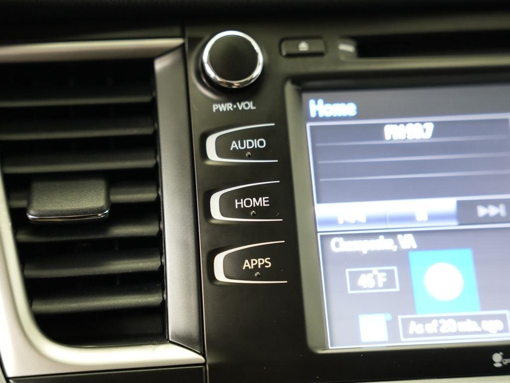 Toyota Highlander XLE V6 AWD (Natl) 2018