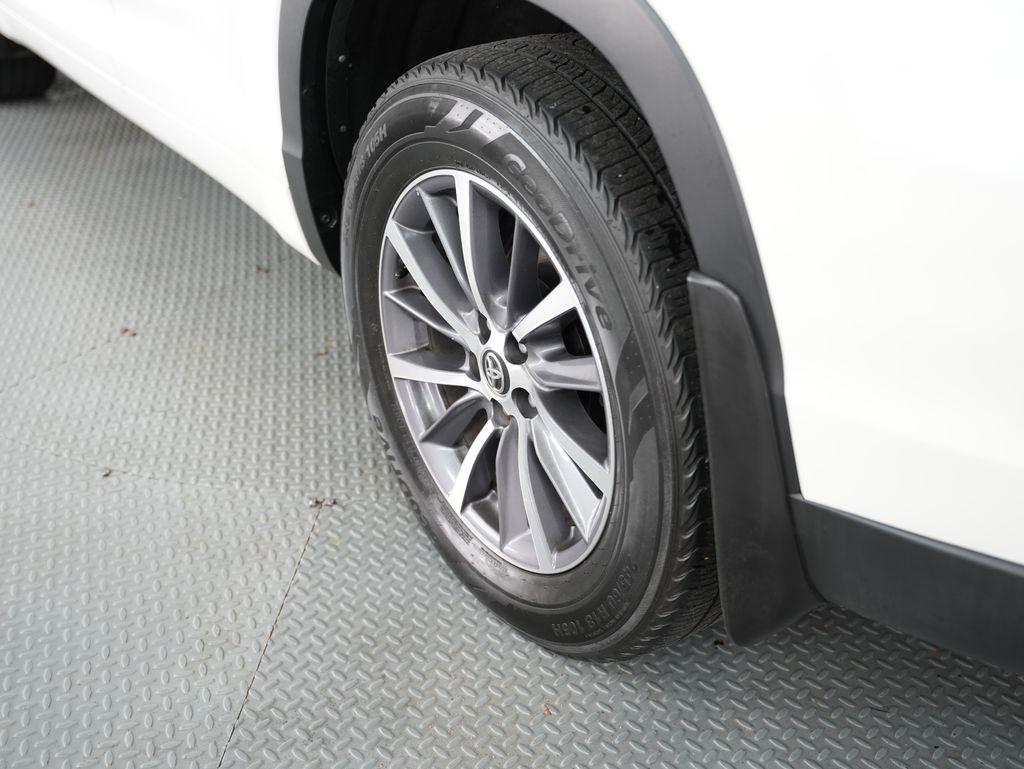 Toyota Highlander XLE V6 AWD (Natl) 2018