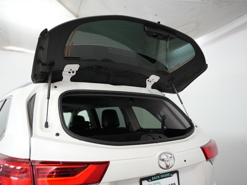 Toyota Highlander XLE V6 AWD (Natl) 2018