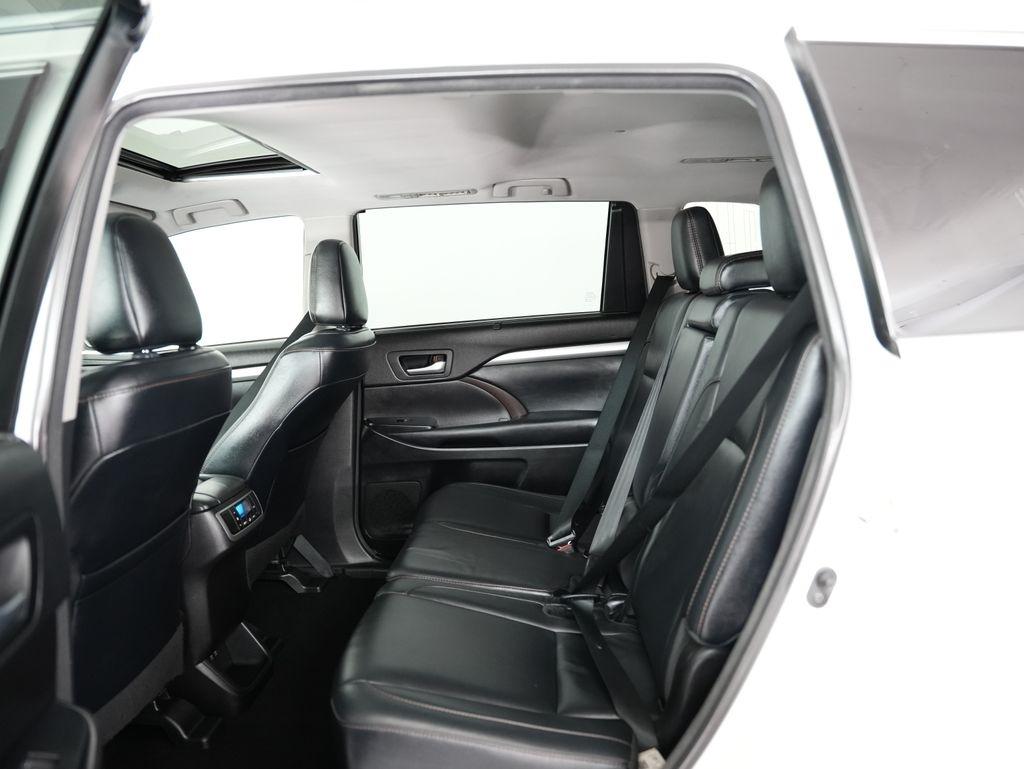 Toyota Highlander XLE V6 AWD (Natl) 2018