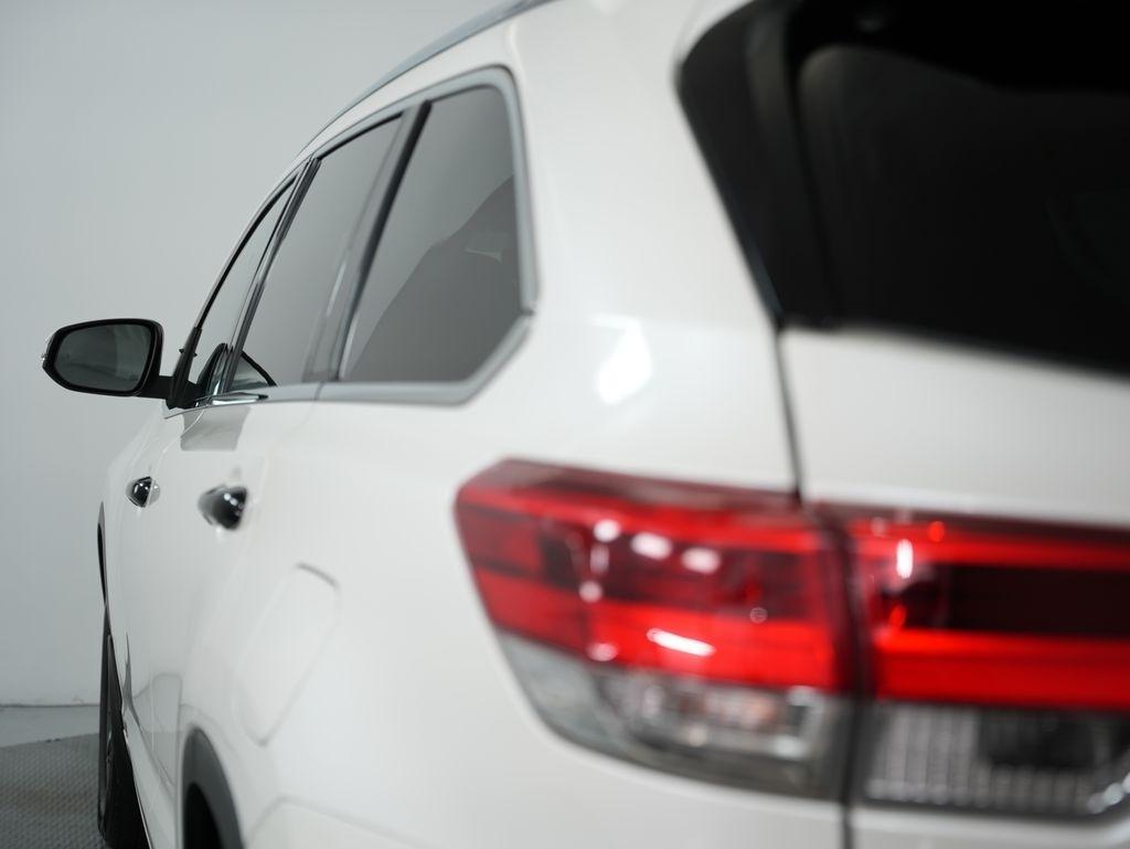 Toyota Highlander XLE V6 AWD (Natl) 2018