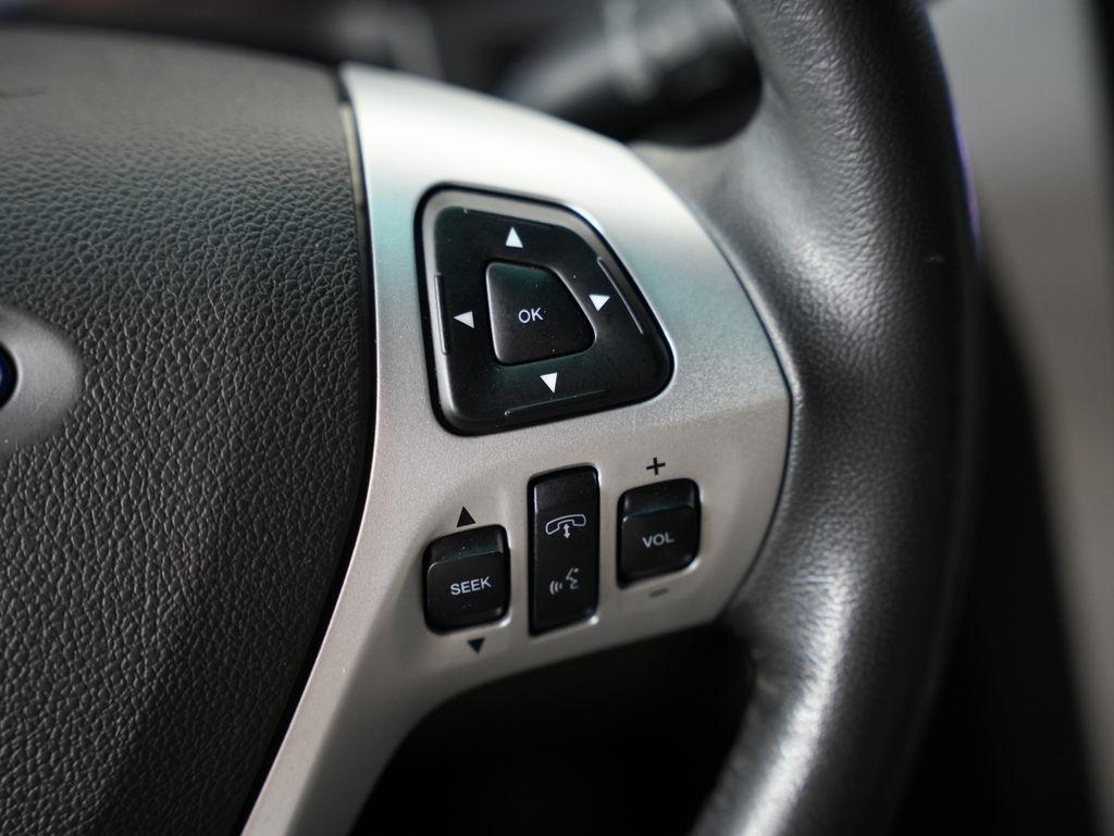 Ford Explorer 4WD 4dr XLT 2013