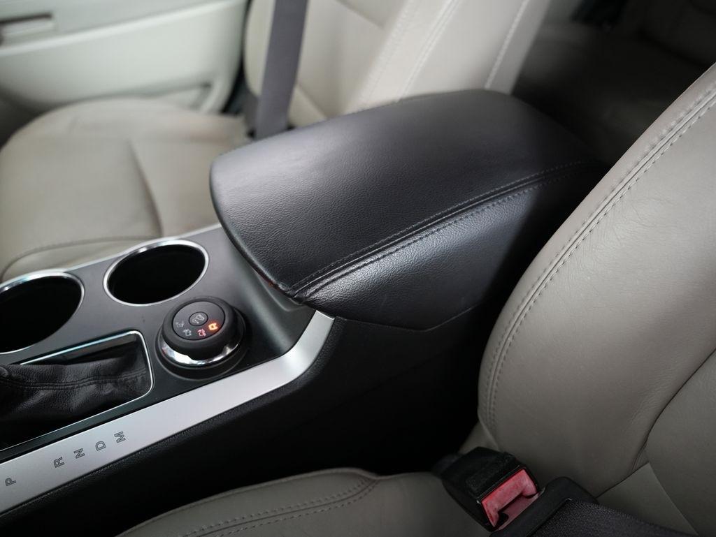 Ford Explorer 4WD 4dr XLT 2013