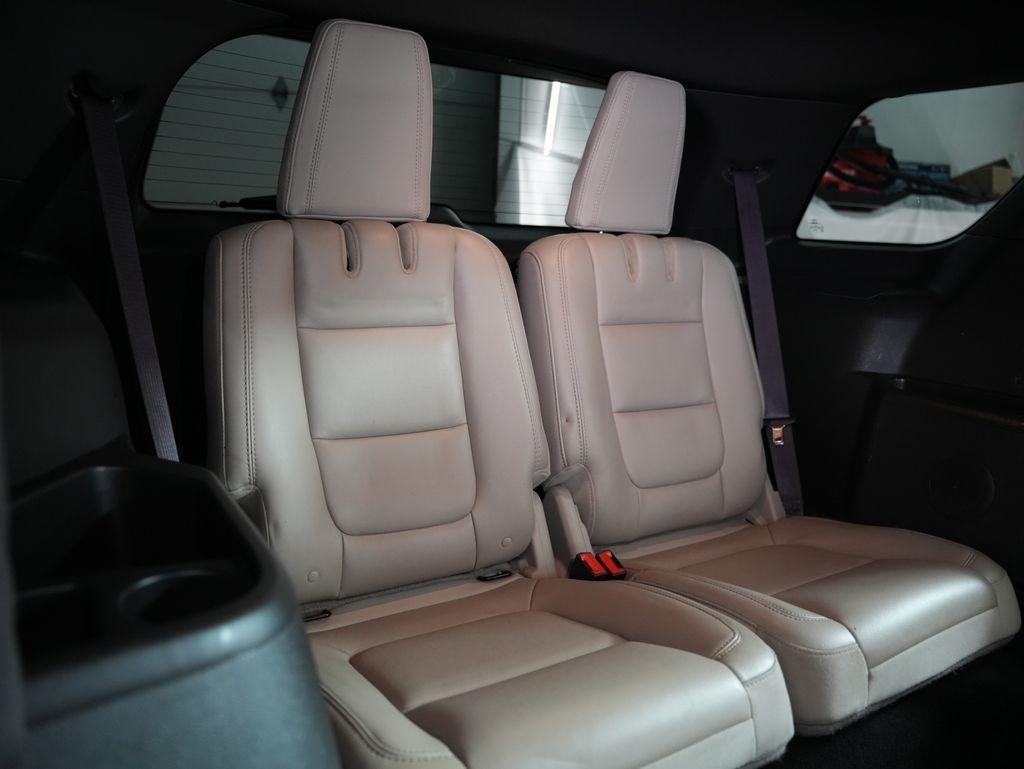 Ford Explorer 4WD 4dr XLT 2013