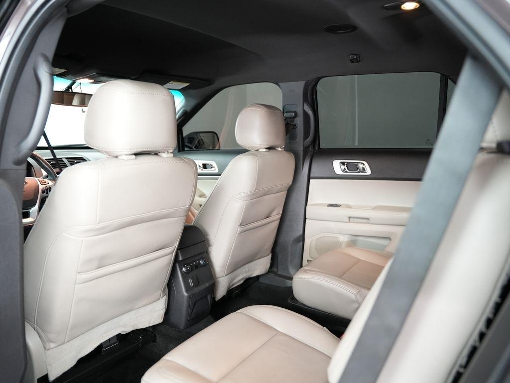 Ford Explorer 4WD 4dr XLT 2013