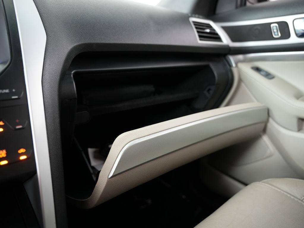 Ford Explorer 4WD 4dr XLT 2013