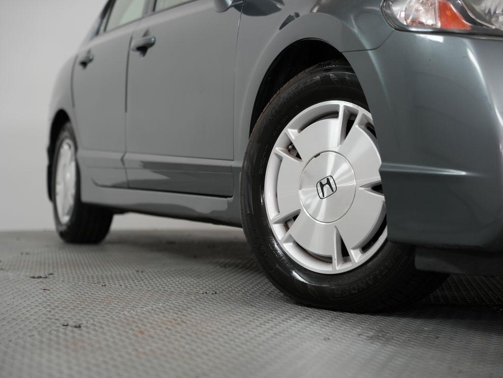 Honda Civic Hybrid 4dr Sdn L4 CVT 2011