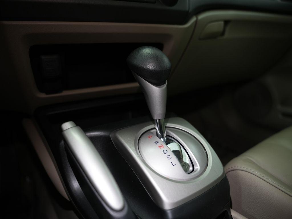 Honda Civic Hybrid 4dr Sdn L4 CVT 2011