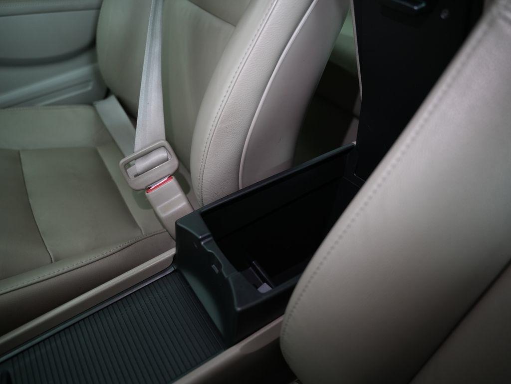 Honda Civic Hybrid 4dr Sdn L4 CVT 2011