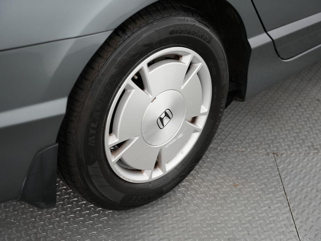 Honda Civic Hybrid 4dr Sdn L4 CVT 2011