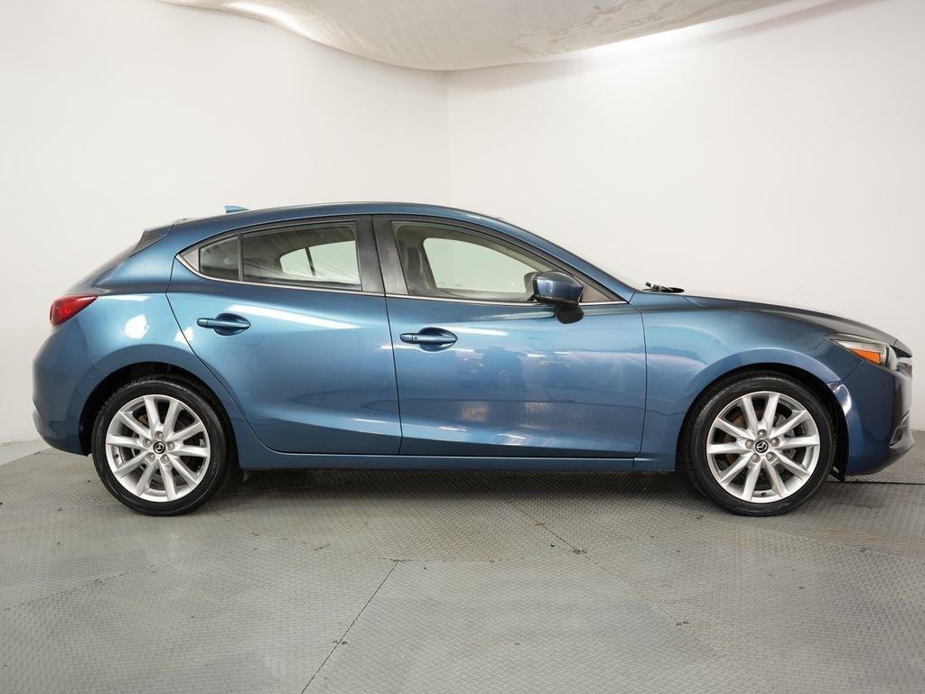 Mazda Mazda3 5-Door Grand Touring Auto 2017