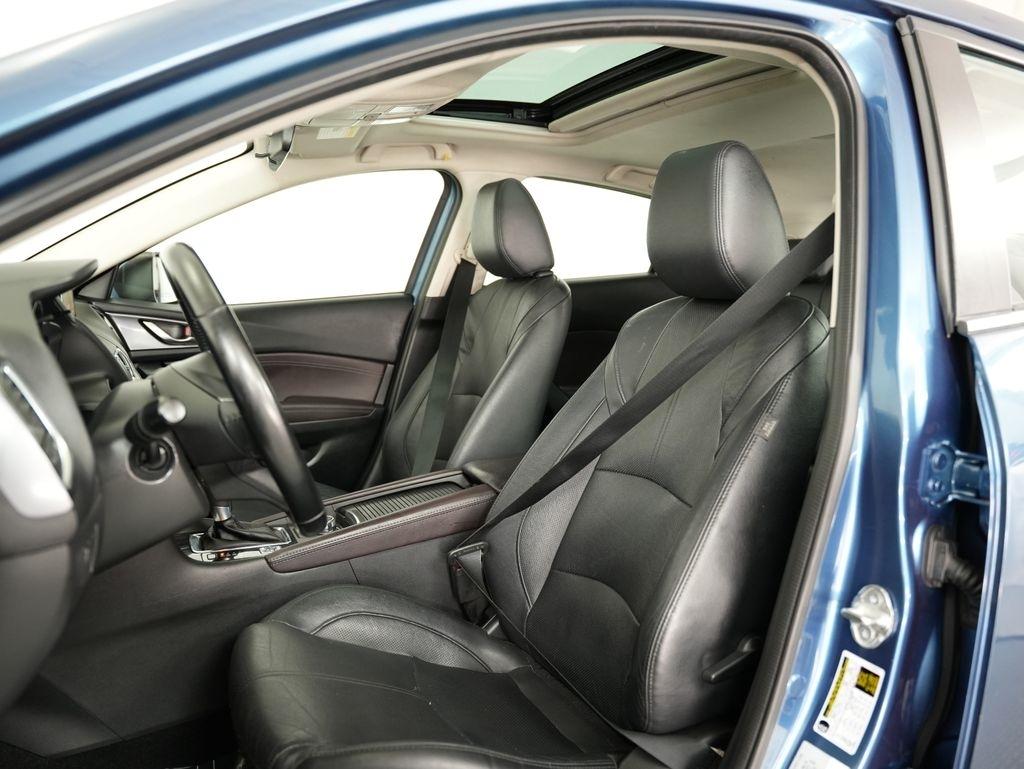 Mazda Mazda3 5-Door Grand Touring Auto 2017