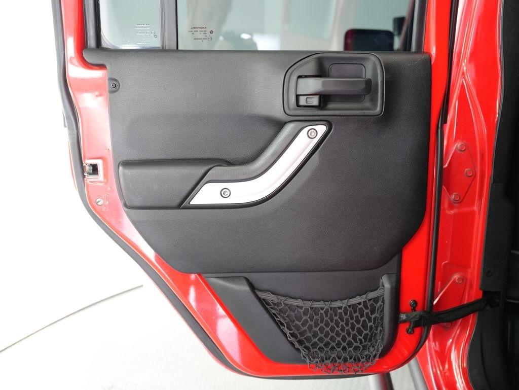 Jeep Wrangler Unlimited 4WD 4dr Rubicon 2015