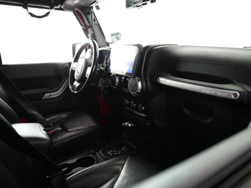 Jeep Wrangler Unlimited 4WD 4dr Rubicon 2015