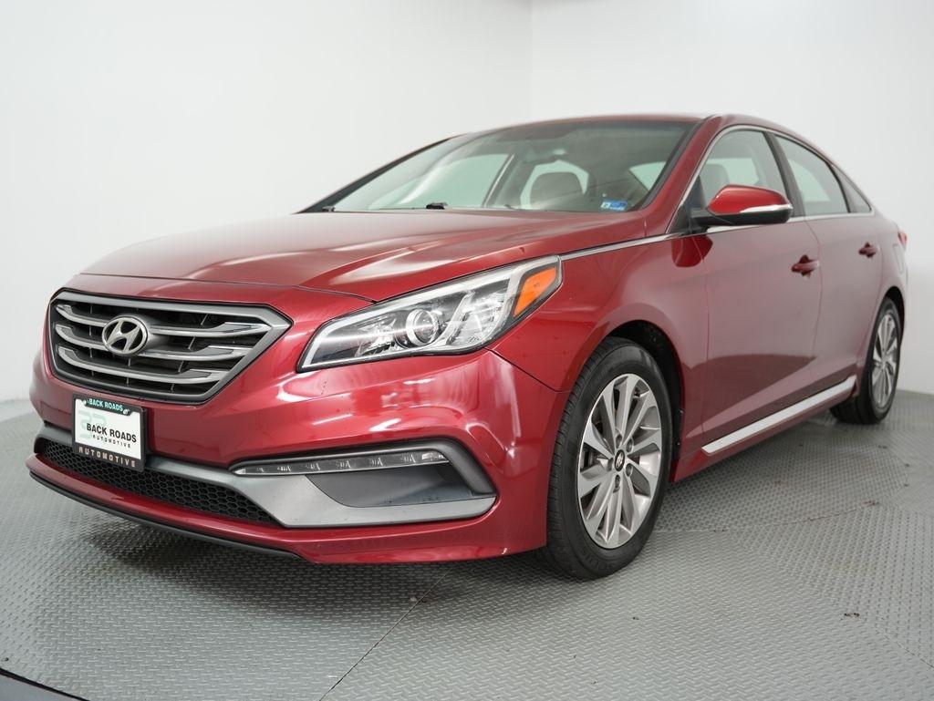 Hyundai Sonata 4dr Sdn 2.4L Sport PZEV 2015