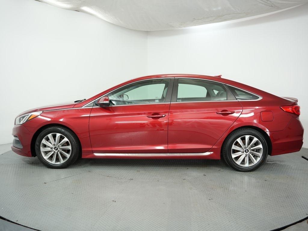 Hyundai Sonata 4dr Sdn 2.4L Sport PZEV 2015