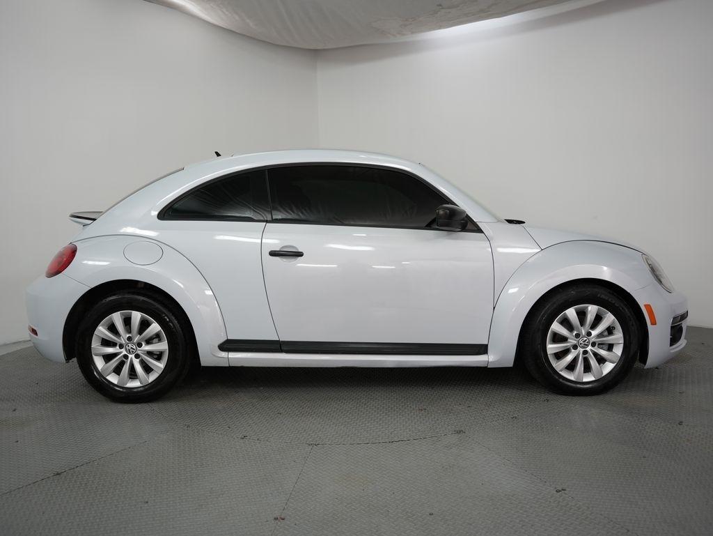 Volkswagen Beetle 1.8T Fleet Auto 2017