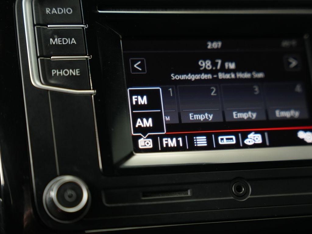 Volkswagen Beetle 1.8T Fleet Auto 2017