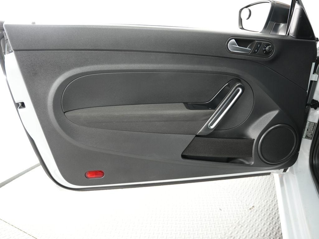 Volkswagen Beetle 1.8T Fleet Auto 2017