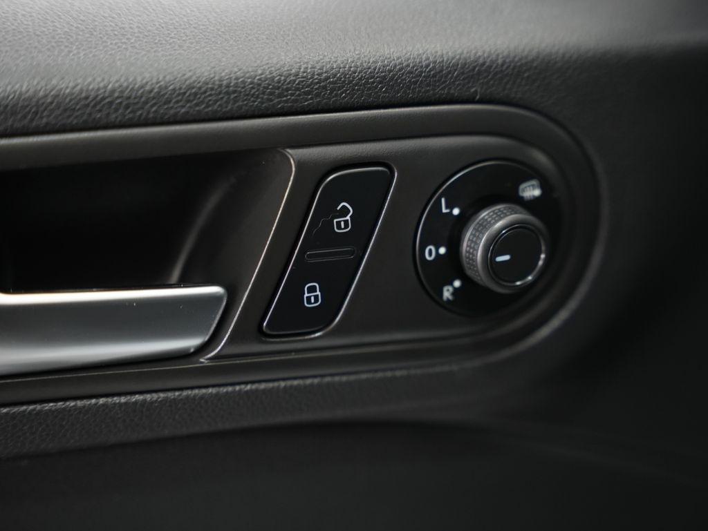 Volkswagen Beetle 1.8T Fleet Auto 2017