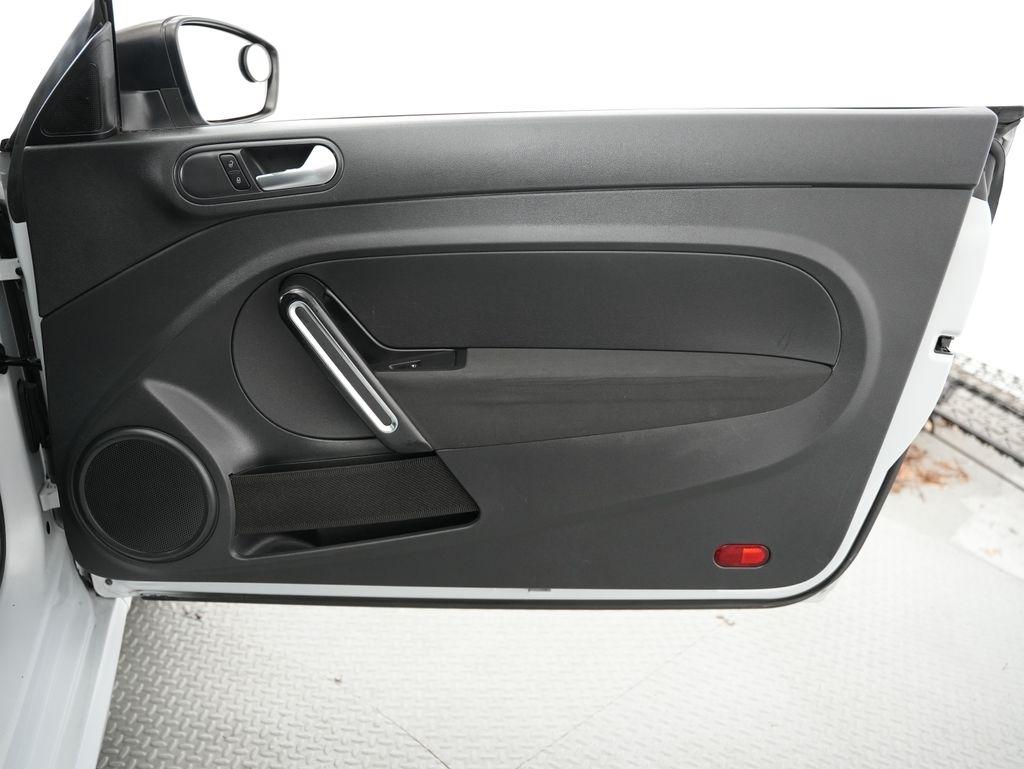 Volkswagen Beetle 1.8T Fleet Auto 2017