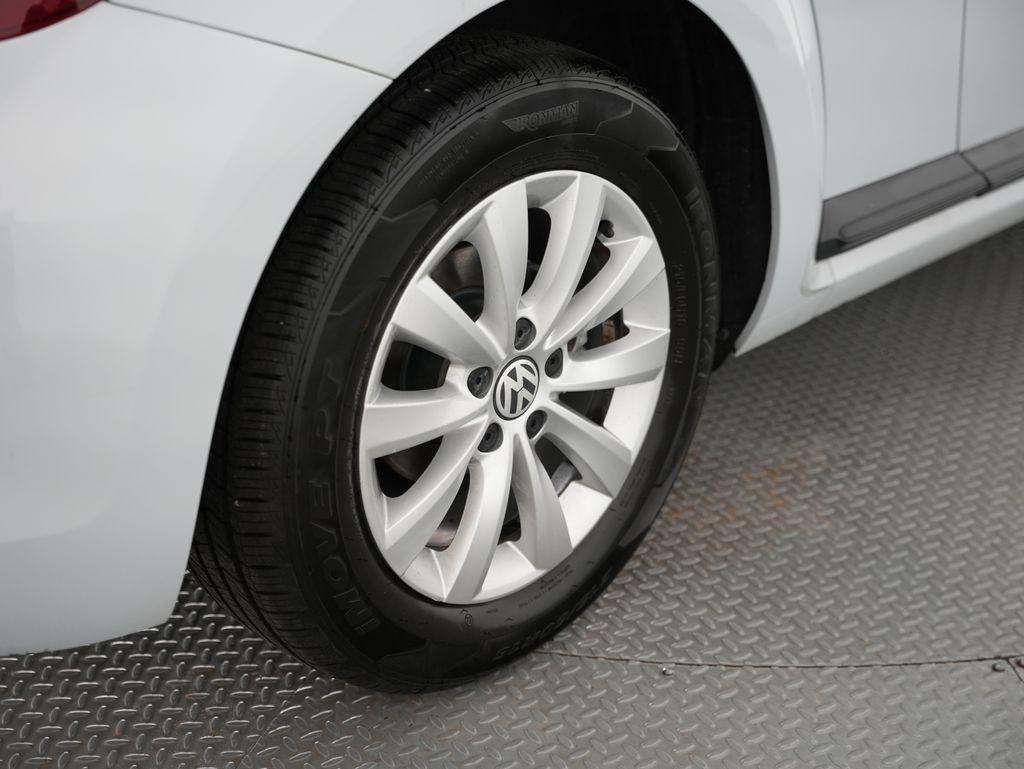 Volkswagen Beetle 1.8T Fleet Auto 2017