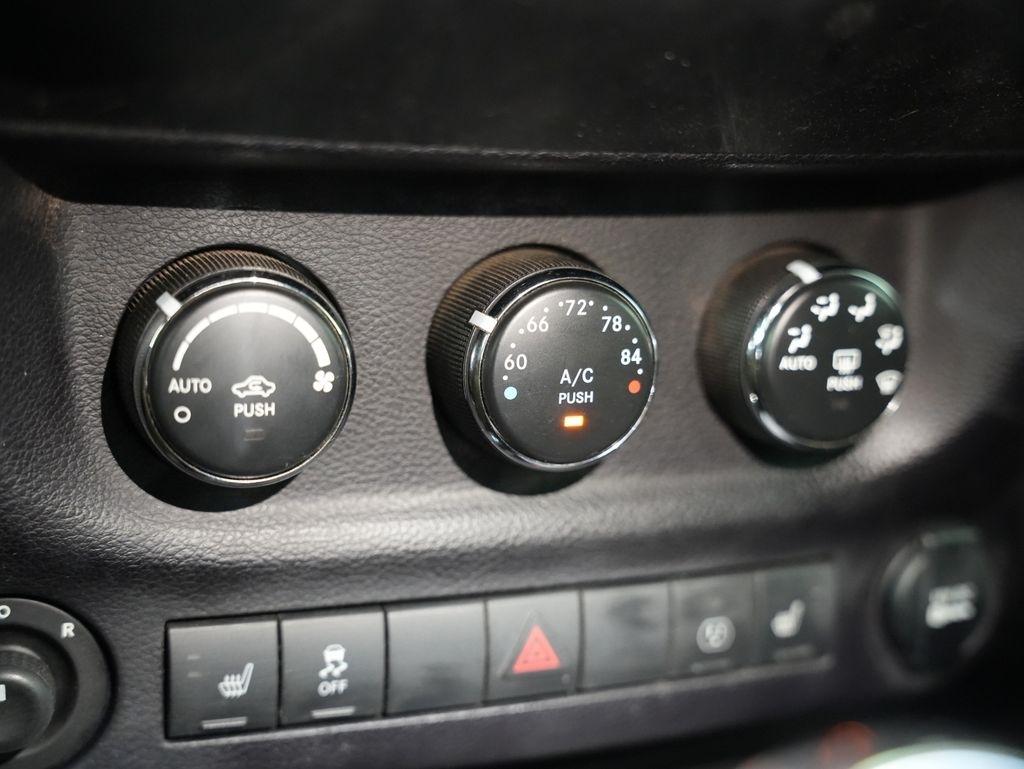 Jeep Wrangler 4WD 2dr Rubicon 2014