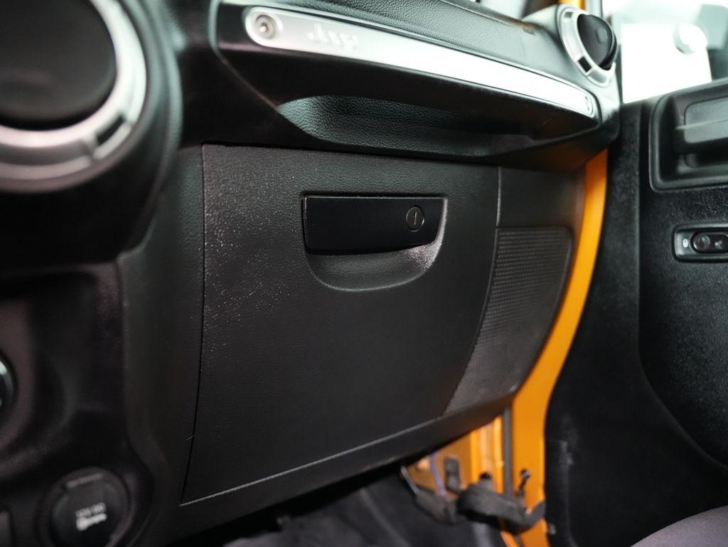 Jeep Wrangler 4WD 2dr Rubicon 2014