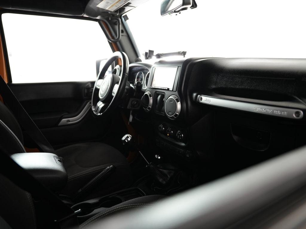 Jeep Wrangler 4WD 2dr Rubicon 2014