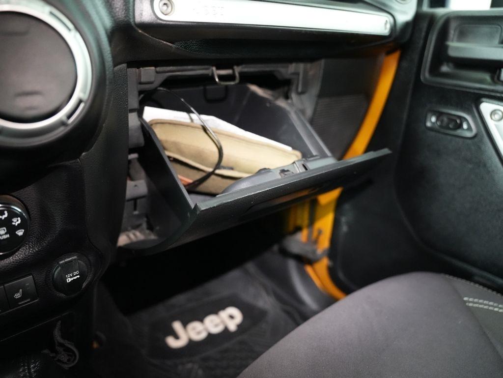 Jeep Wrangler 4WD 2dr Rubicon 2014