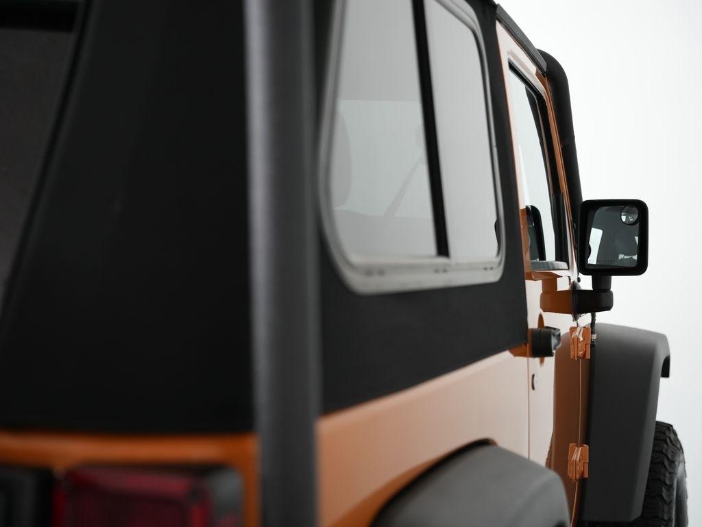 Jeep Wrangler 4WD 2dr Rubicon 2014