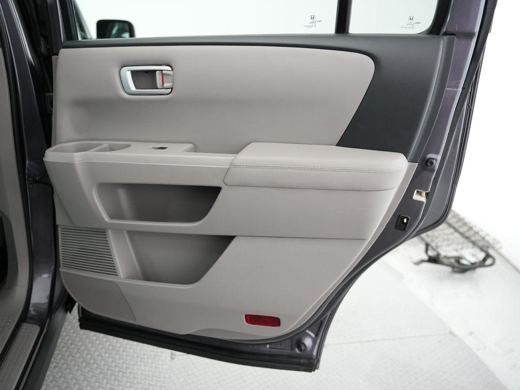 Honda Pilot 2WD 4dr EX-L w/RES 2015