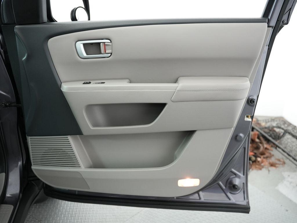 Honda Pilot 2WD 4dr EX-L w/RES 2015