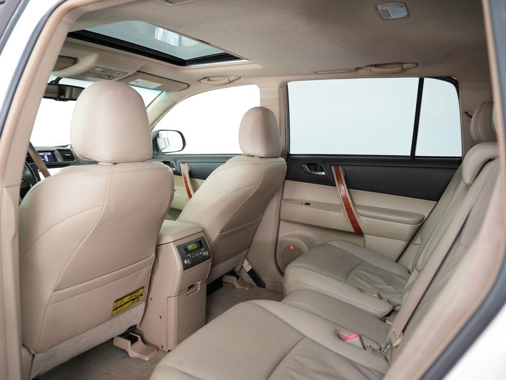 Toyota Highlander 4WD 4dr Limited (Natl) 2008