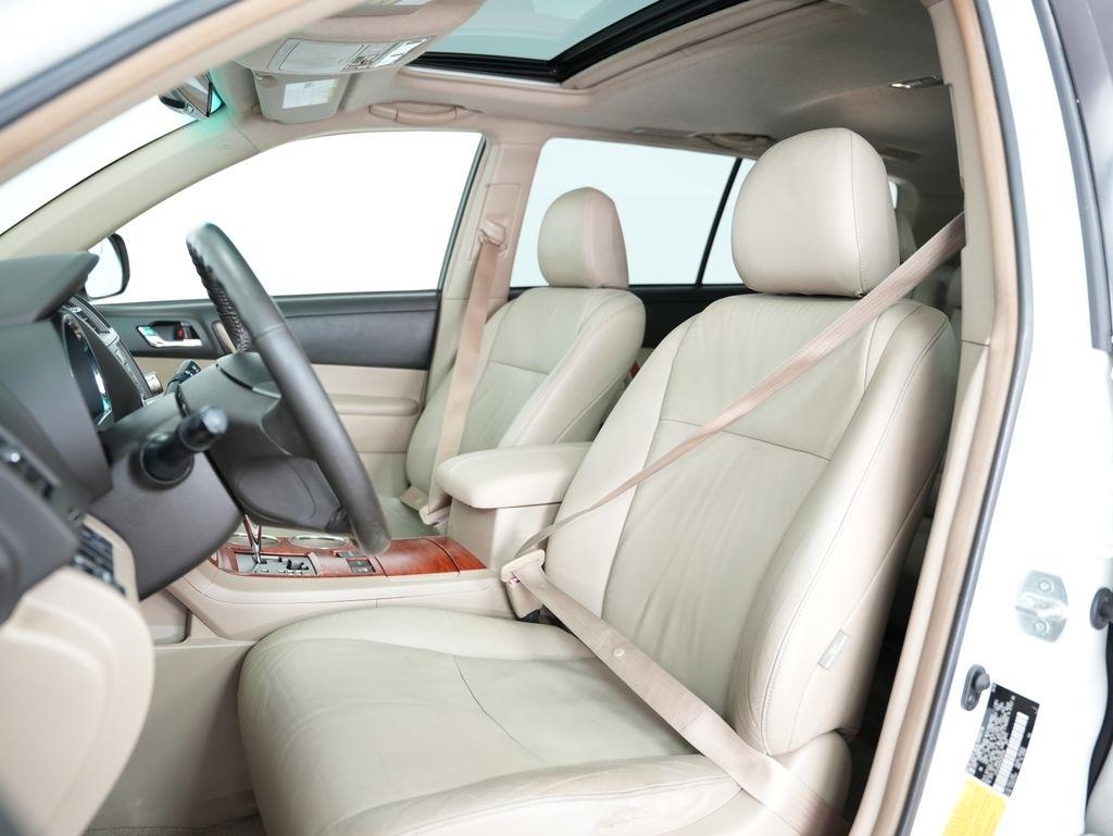 Toyota Highlander 4WD 4dr Limited (Natl) 2008