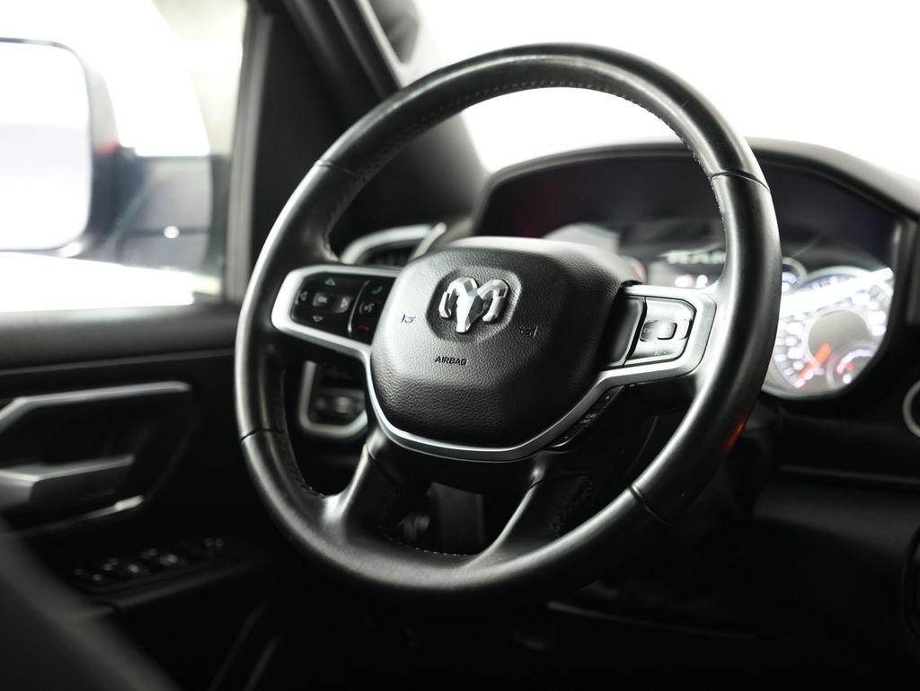 RAM 1500 Big Horn/Lone Star 4x4 Crew Cab 5'7" Box 2019