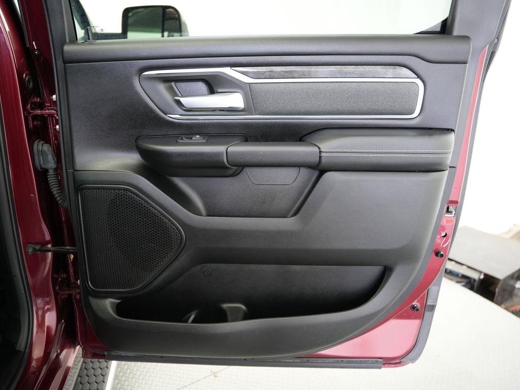 RAM 1500 Big Horn/Lone Star 4x4 Crew Cab 5'7" Box 2019