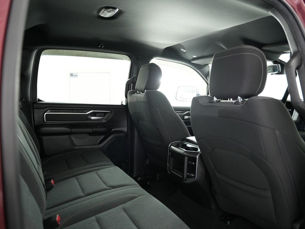 RAM 1500 Big Horn/Lone Star 4x4 Crew Cab 5'7" Box 2019