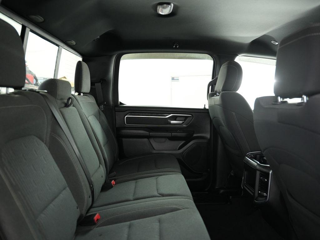 RAM 1500 Big Horn/Lone Star 4x4 Crew Cab 5'7" Box 2019