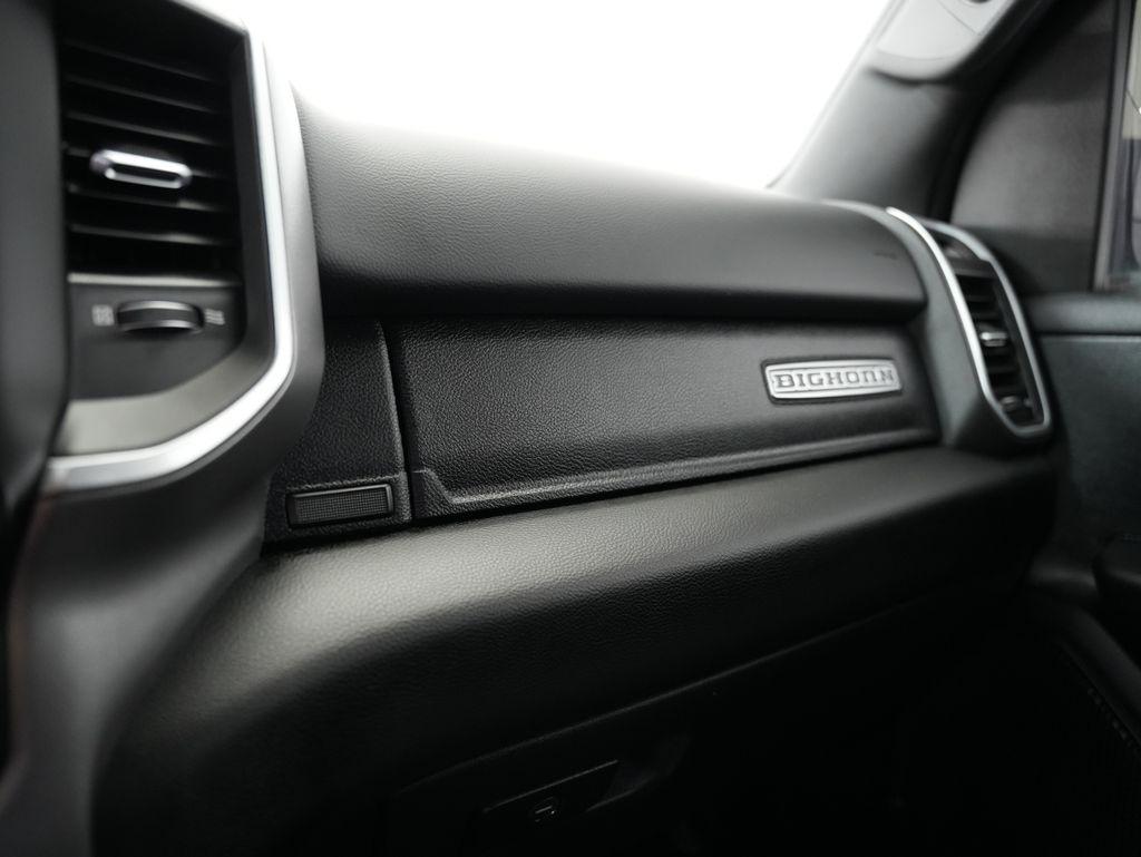 RAM 1500 Big Horn/Lone Star 4x4 Crew Cab 5'7" Box 2019