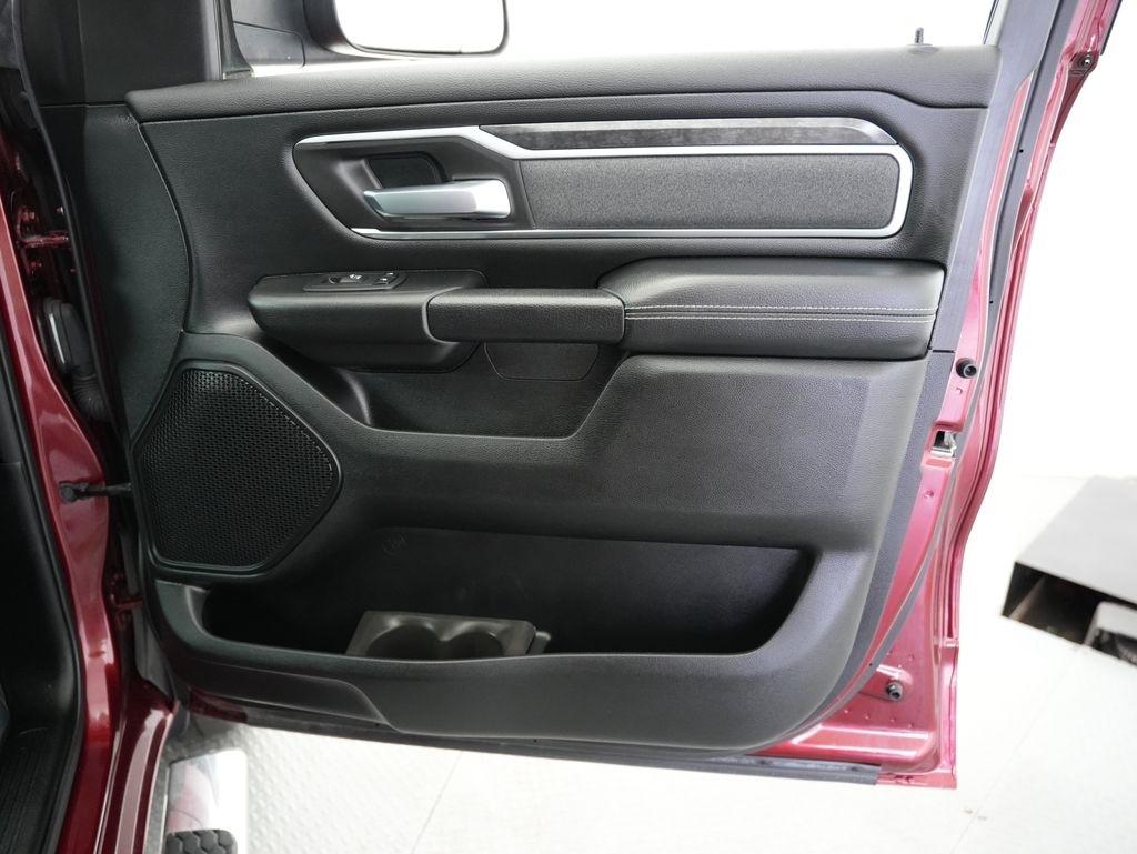 RAM 1500 Big Horn/Lone Star 4x4 Crew Cab 5'7" Box 2019