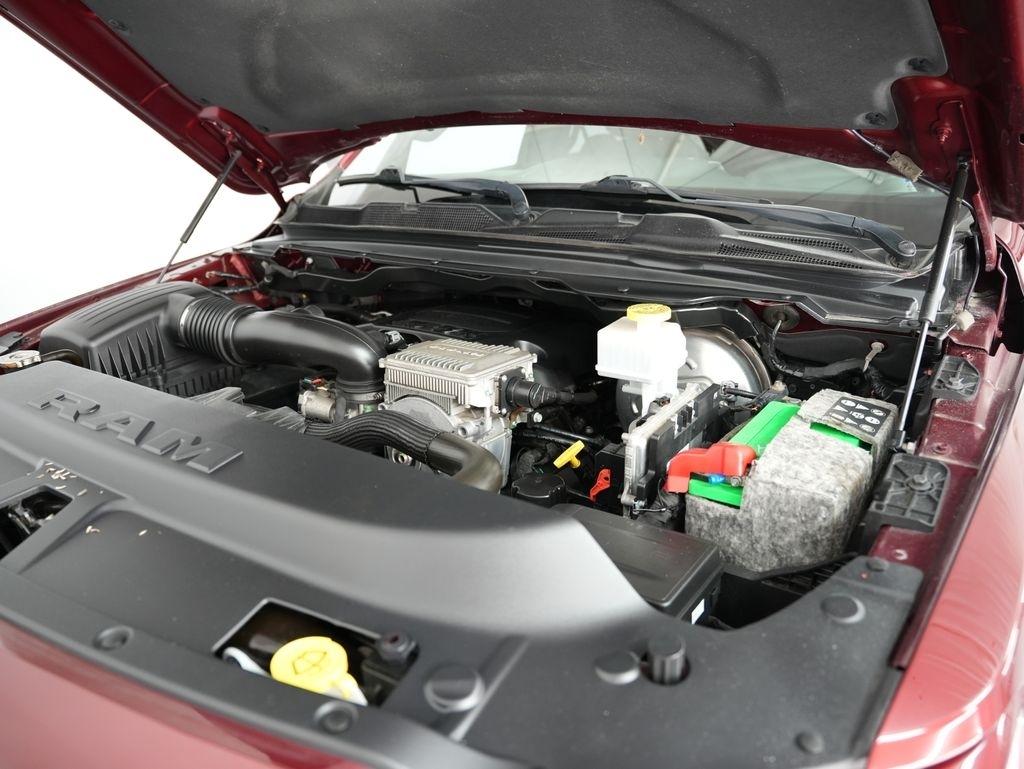 RAM 1500 Big Horn/Lone Star 4x4 Crew Cab 5'7" Box 2019