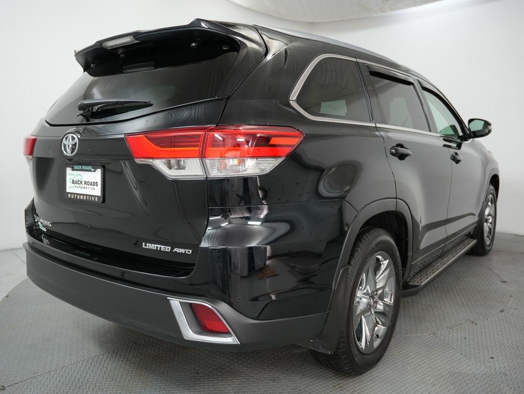 Toyota Highlander Limited V6 AWD (Natl) 2017