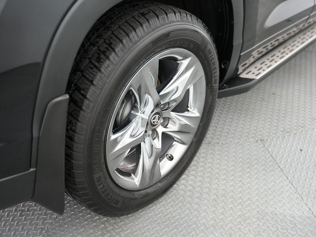 Toyota Highlander Limited V6 AWD (Natl) 2017