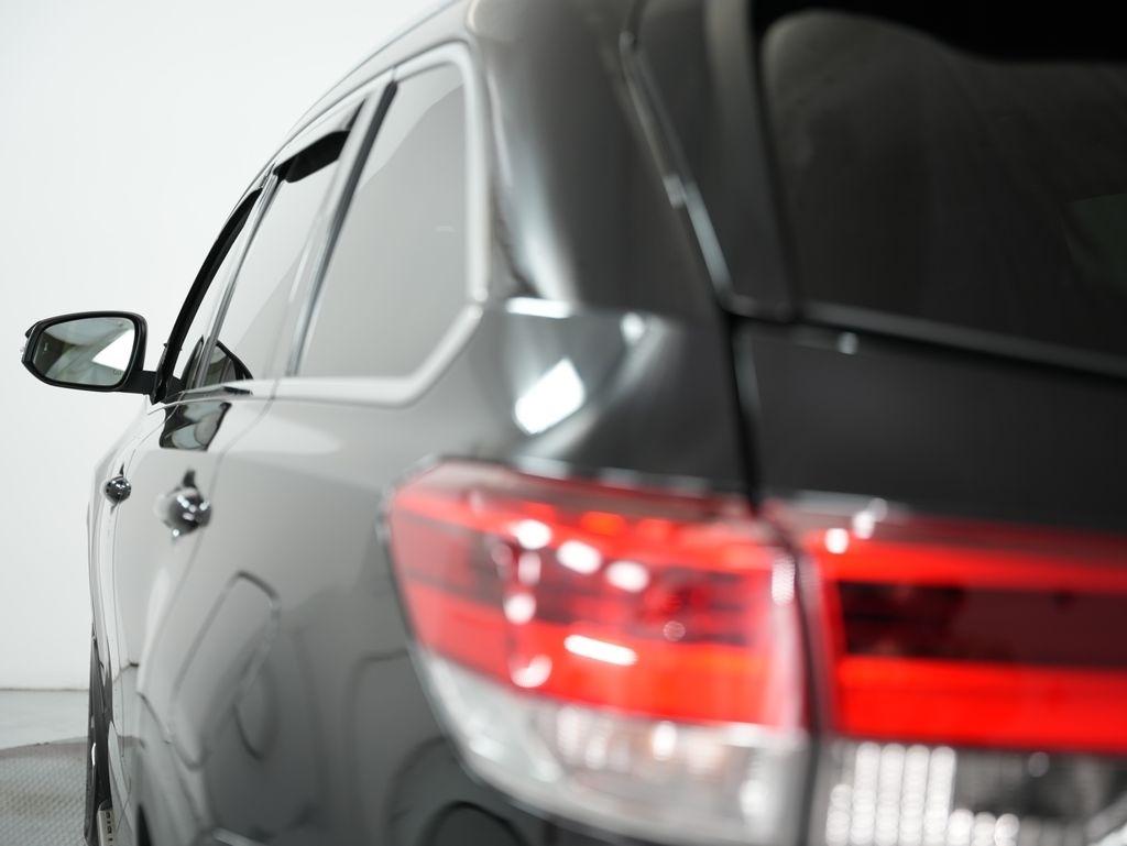 Toyota Highlander Limited V6 AWD (Natl) 2017