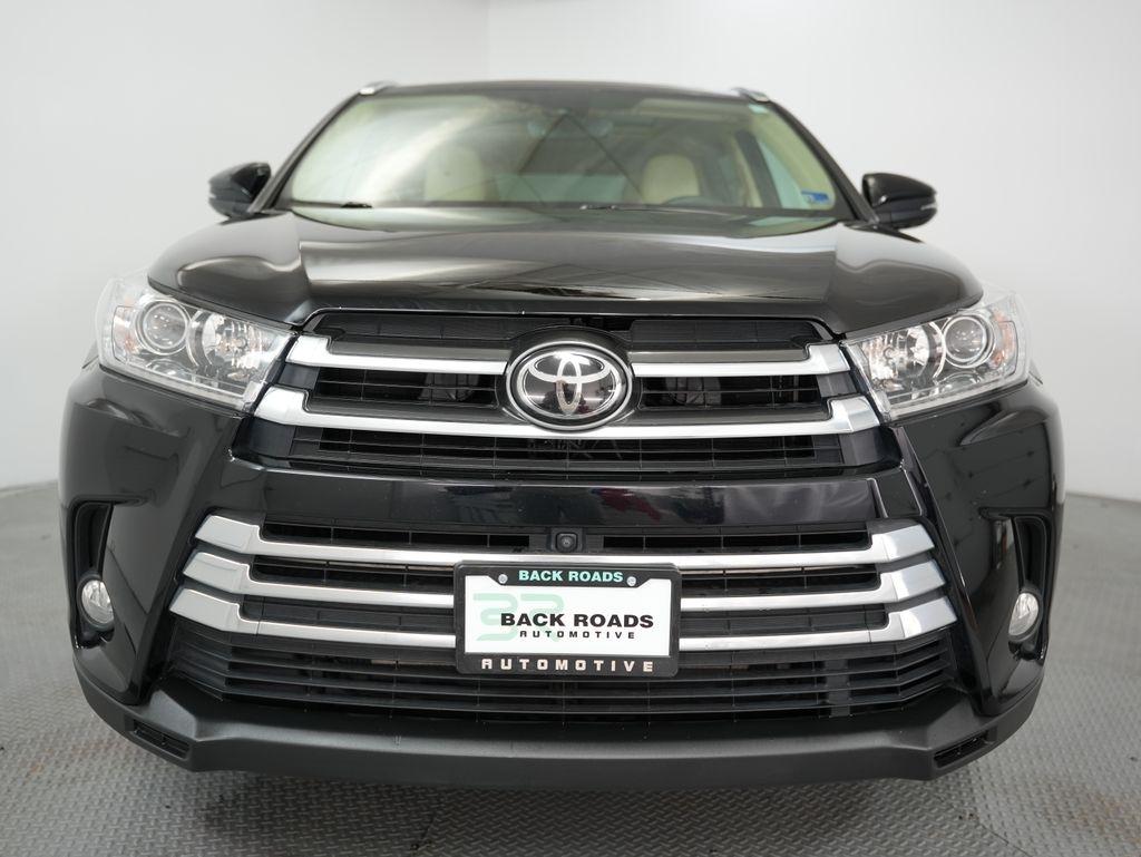 Toyota Highlander Limited V6 AWD (Natl) 2017