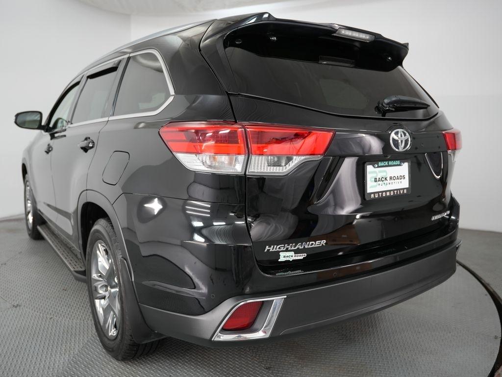 Toyota Highlander Limited V6 AWD (Natl) 2017