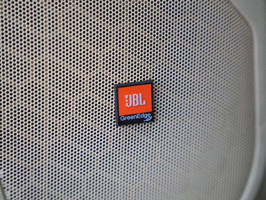 Toyota Highlander Limited V6 AWD (Natl) 2017