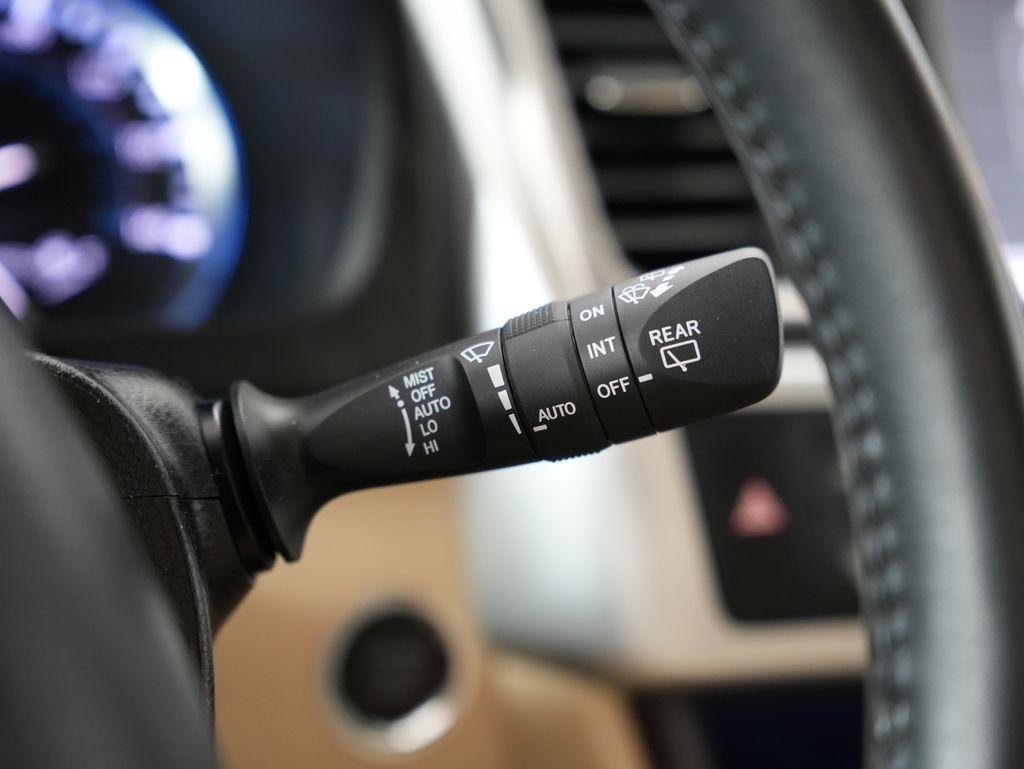 Toyota Highlander Limited V6 AWD (Natl) 2017