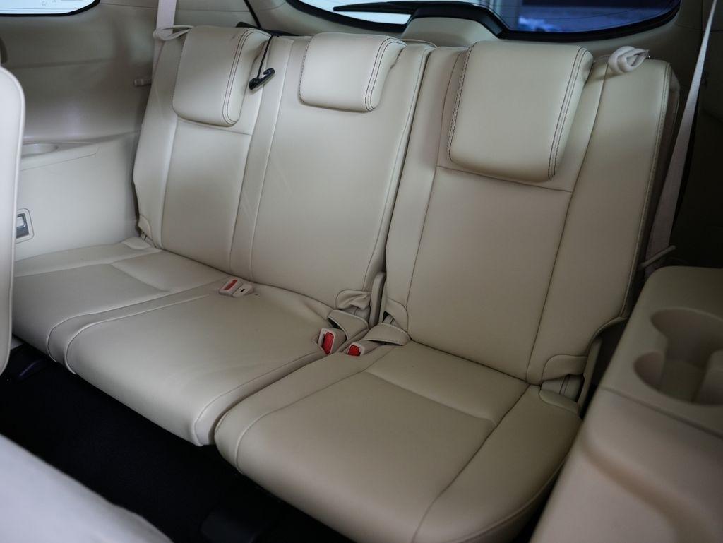 Toyota Highlander Limited V6 AWD (Natl) 2017